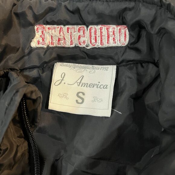 J America Women’s Ohio State Black Puffer Vest Size Small Varsity College - Picture 8 of 10